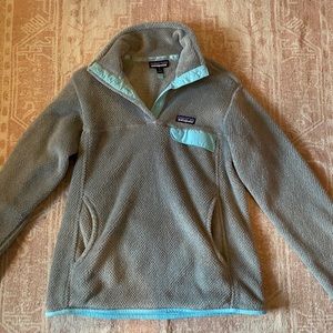 Women’s Patagonia pullover